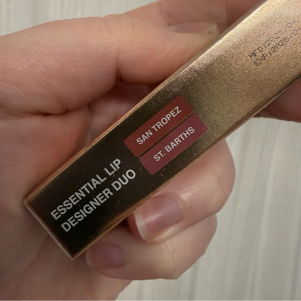 NIB‼️ Bisha Essential Lip Designer Lip Liner Duo in San Tropez & St Barths - Picture 5 of 6